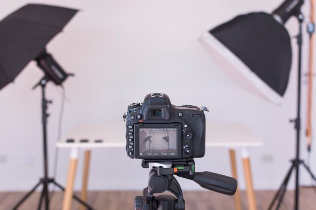 creative clothing photography camera setup