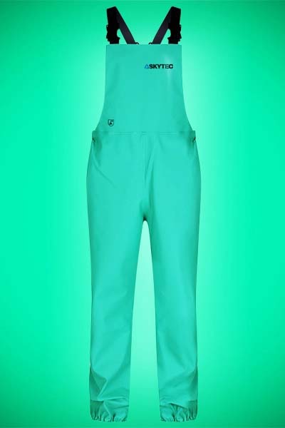 Example of apparel without ghost mannequ